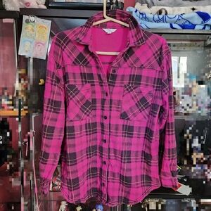 Time and Tru Women's Pink & Black Flannel Print Fleece Button Down
